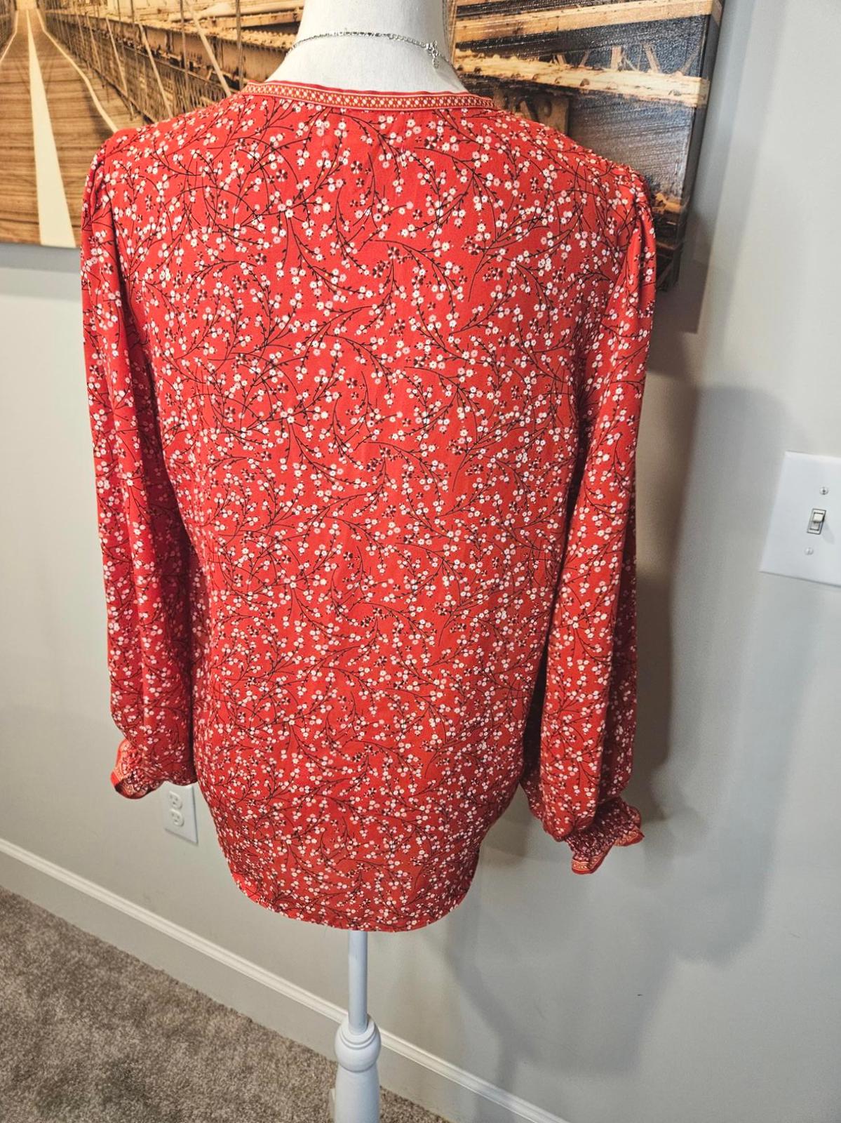 Max Studio Women's Floral Wrap Top - Size S b90