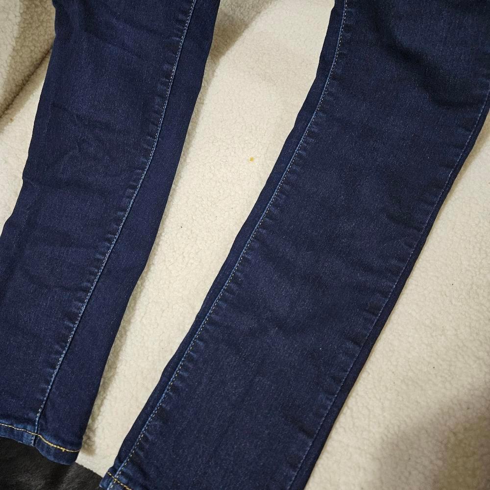 Levi's 721 Jeans  26 x 30- Classic with Iconic Back Pockets #J5