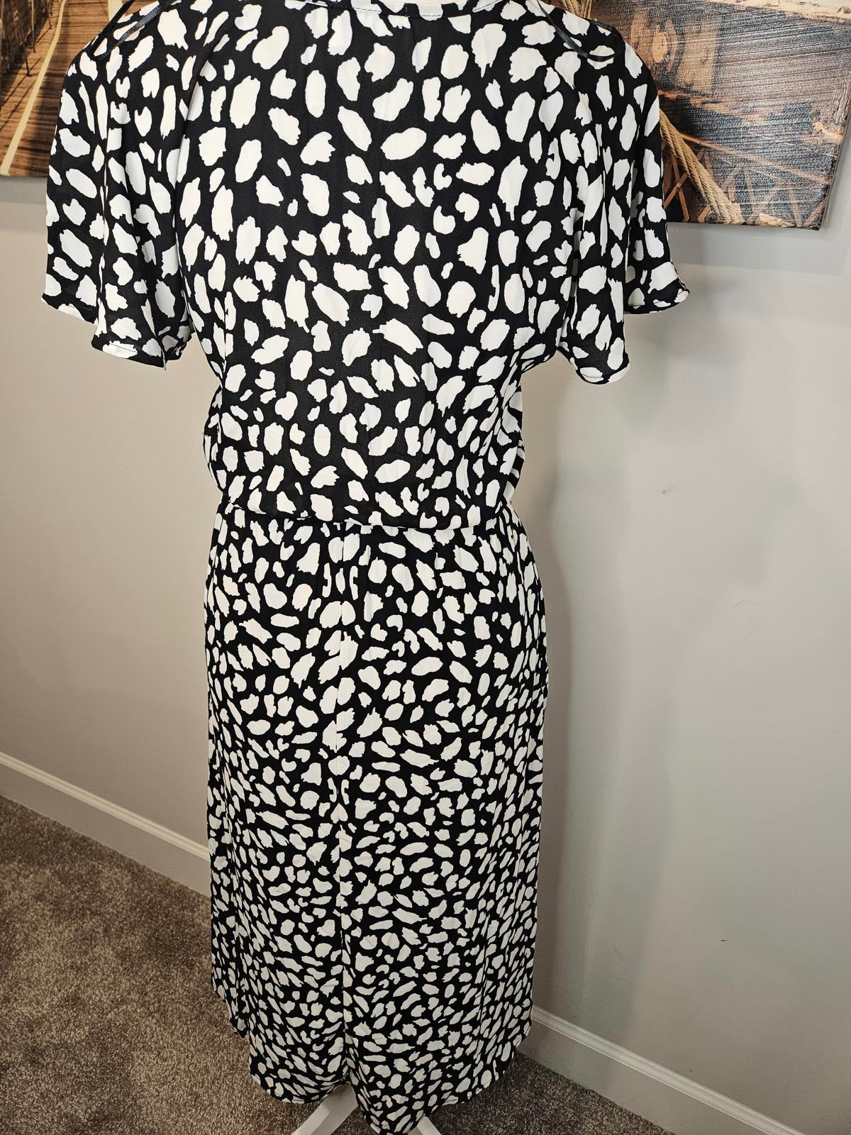 Nwot Sienna Sky Black and White Patterned Midi Dress #746