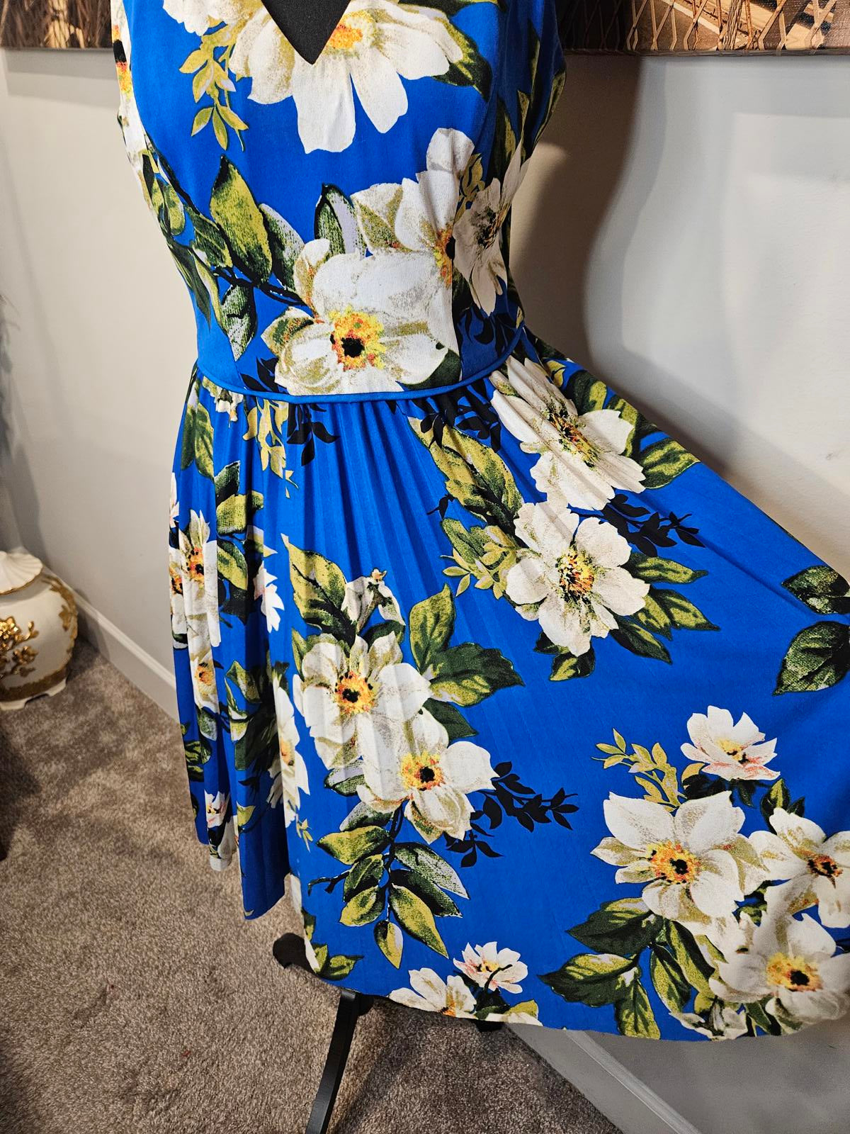 Maggy London Women's Floral Dress Size US 6