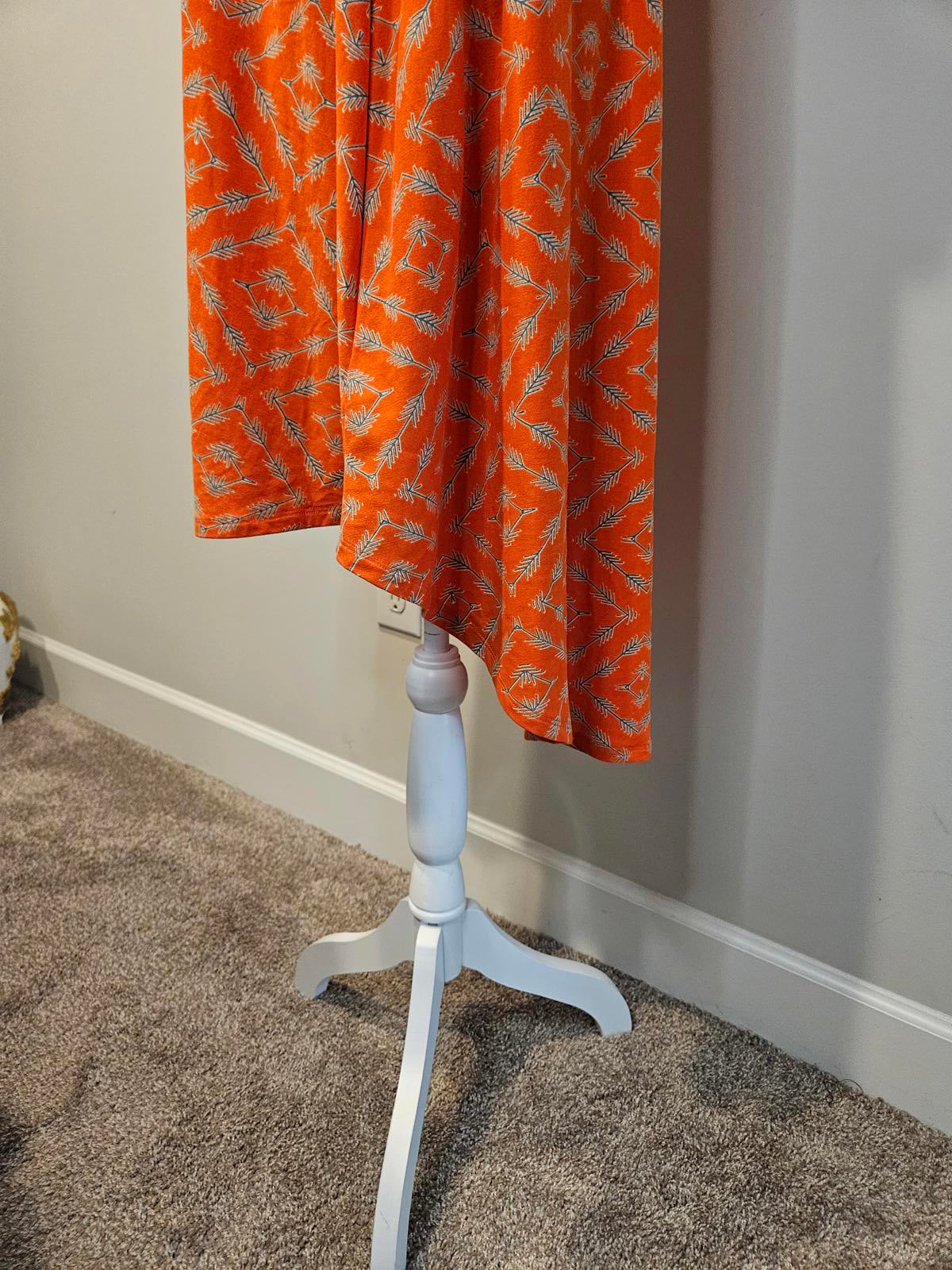 LulaRoe Orange Print Hi-low Short Sleeve with Pocket #366