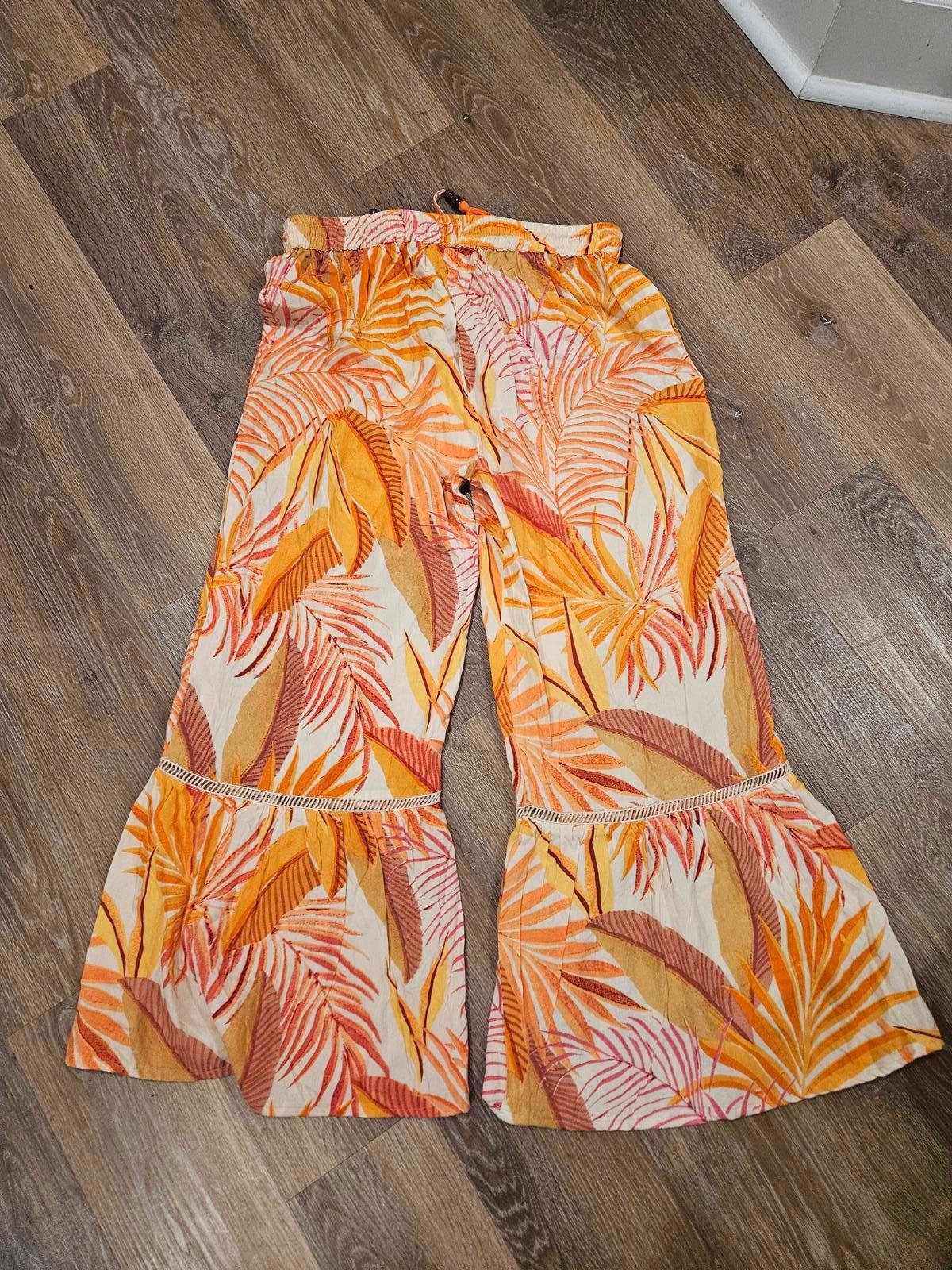 Nwot True Destinations Wide-Leg Palazzo Pants with Tropical Print 20