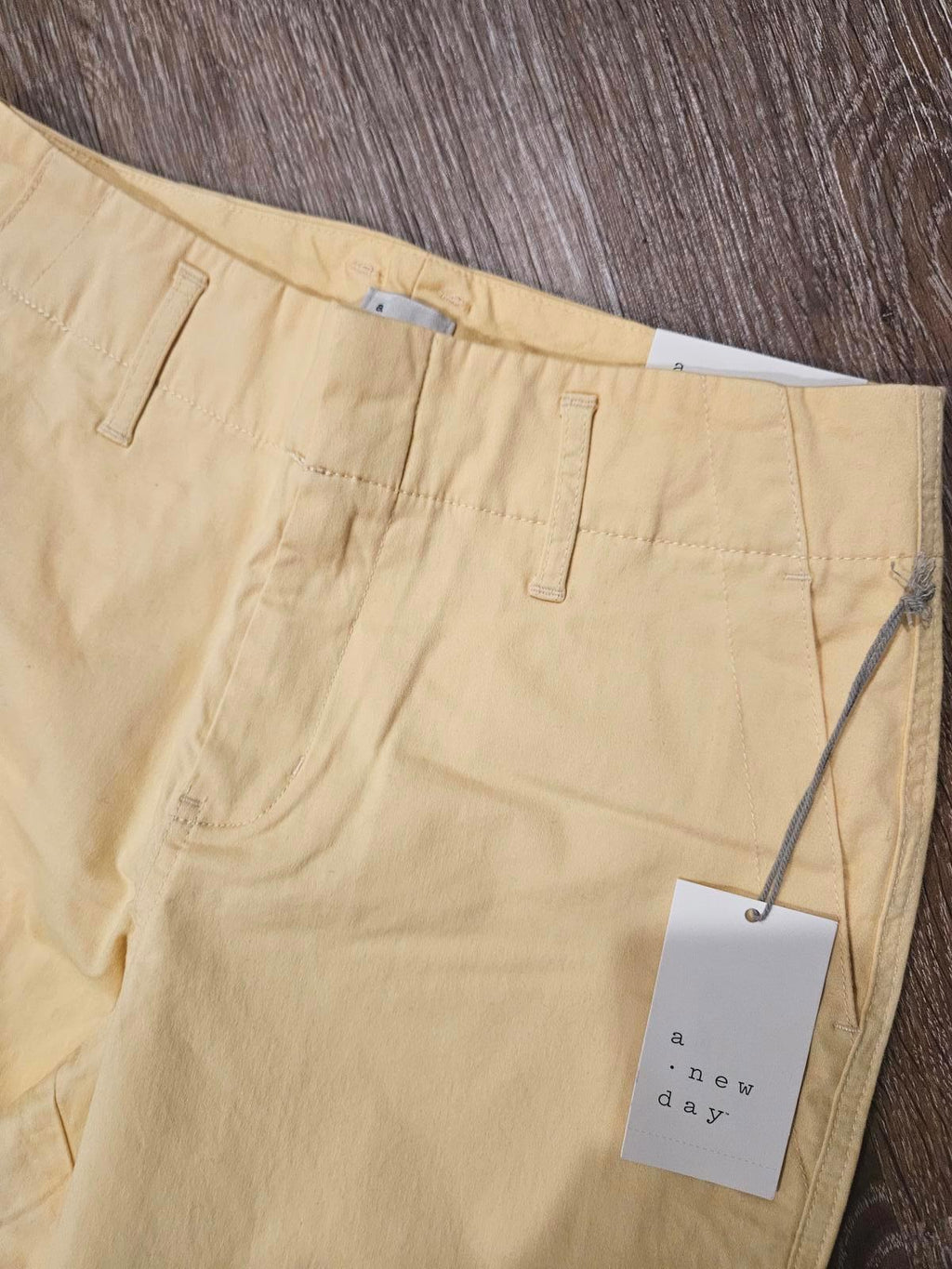 Light Yellow Women's Casual Pants