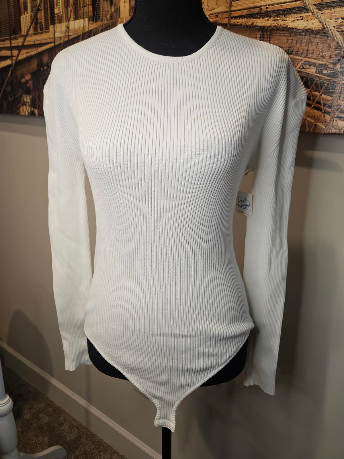 Nwot ASTR The Label White Ribbed Bodysuit with Open Back b76