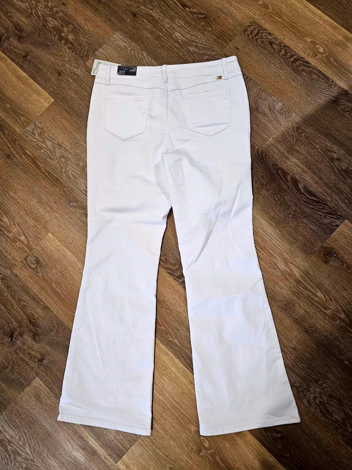 Nwt 1822 Denim Women's Ultra Soft Slim Boot Pants - White A5