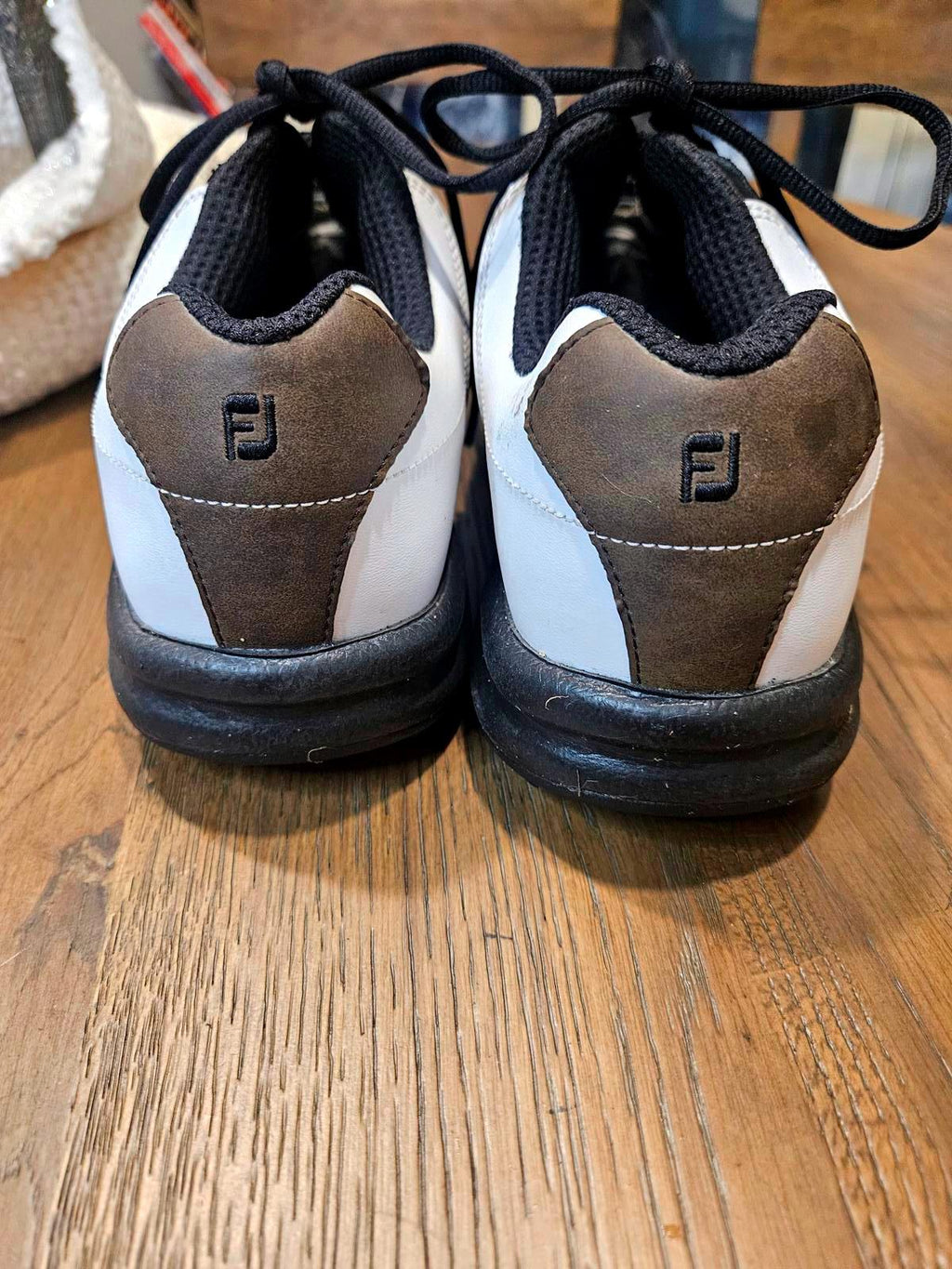 Men's FootJoy Golf Shoes Size 9.5 M