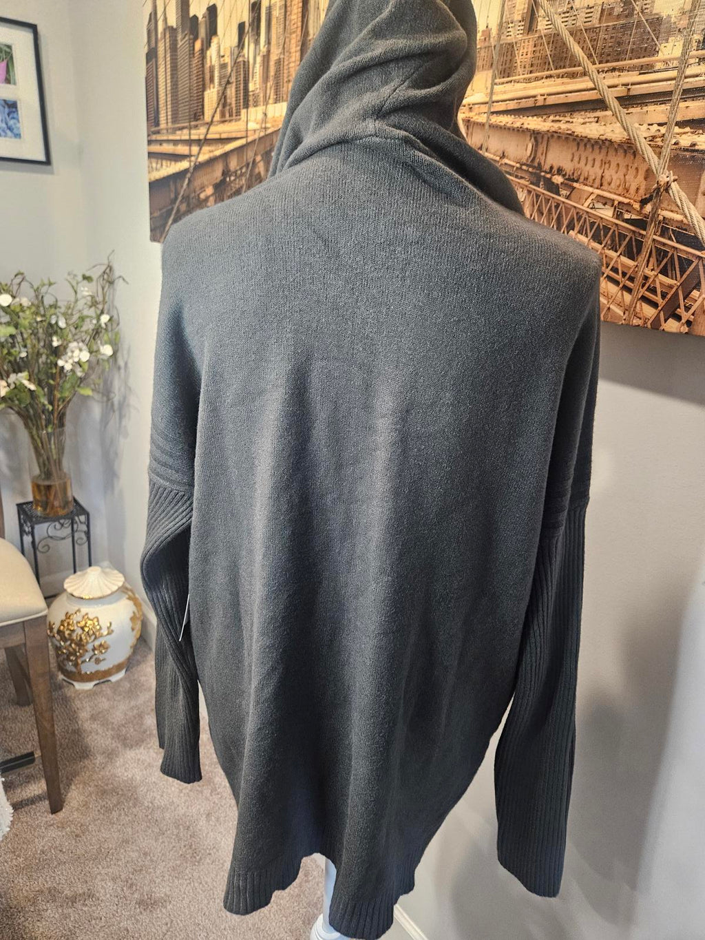 Nwt Cyrus Women's Dark Green Hoodie Sweater with Drawstring-L