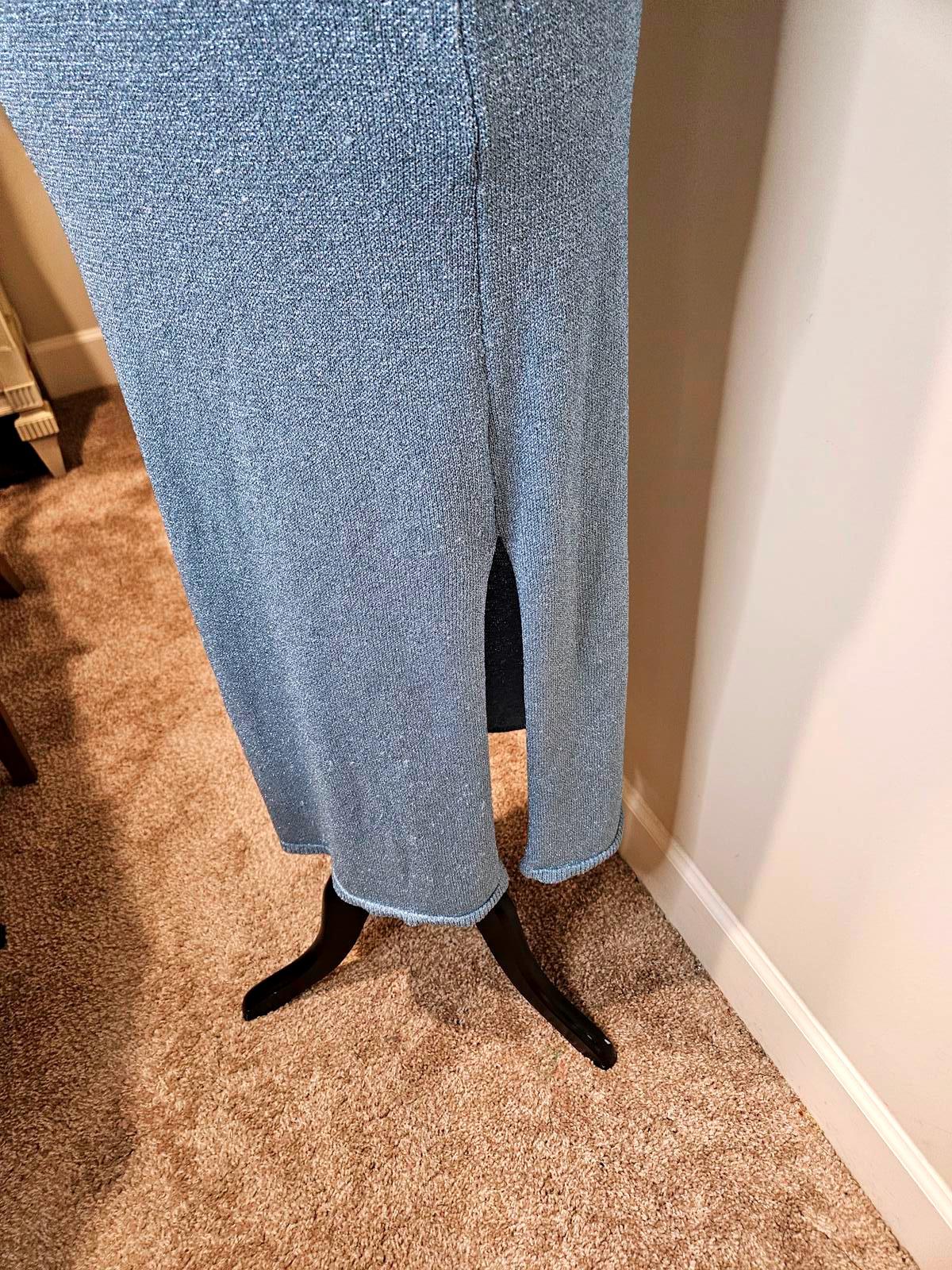 Nwt 2 Piece House of Harlow Top and Skirt  b92