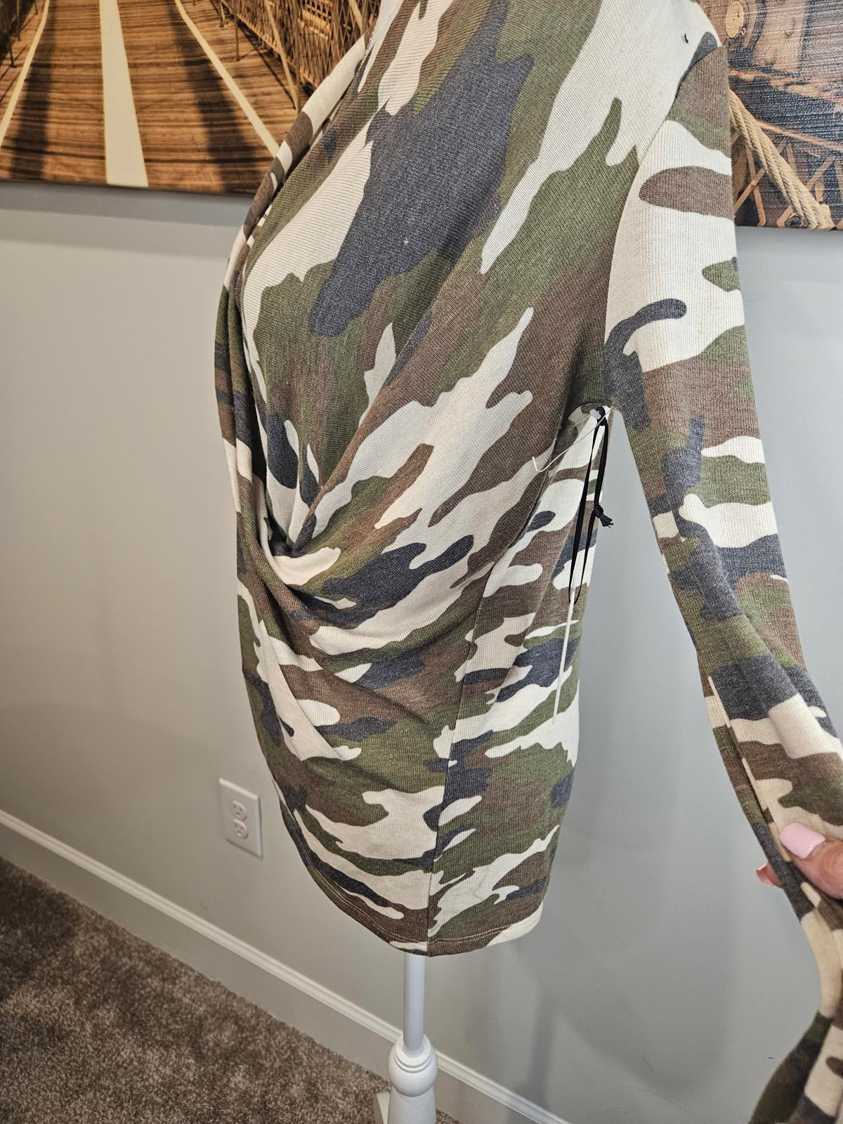 Nwt 1.State Stylish Camo Wrap Top 1076