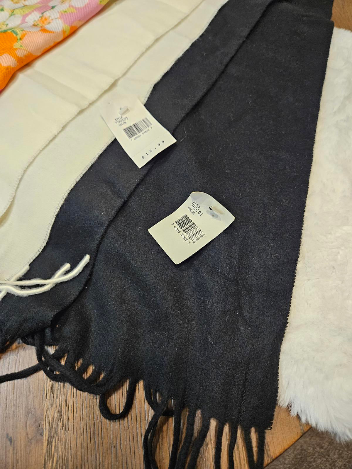 Lot of 5 Assorted Scarves - Elegant Styling #503