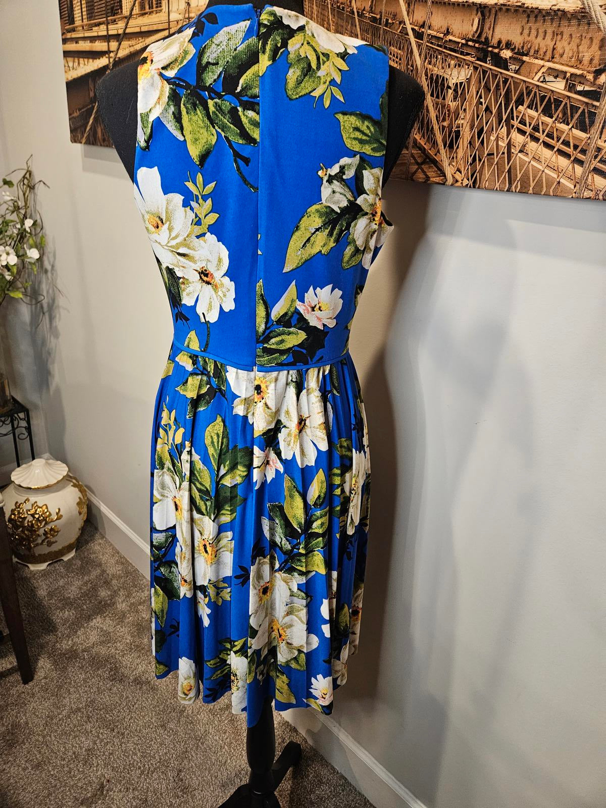 Maggy London Women's Floral Dress Size US 6