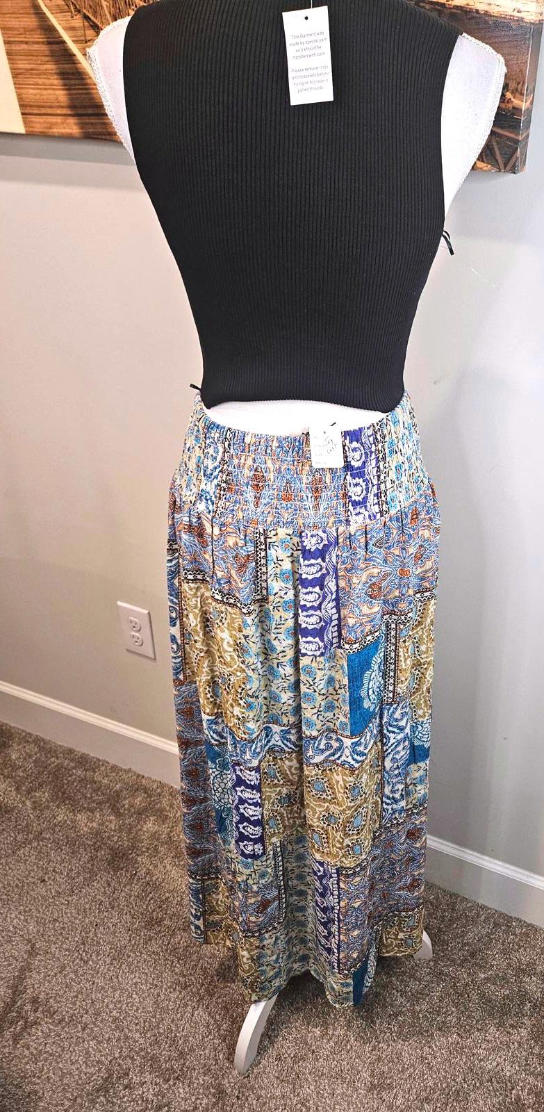 Nwt  2 Piece Christian Siriano Bohemian Maxi skirt and Top 1096