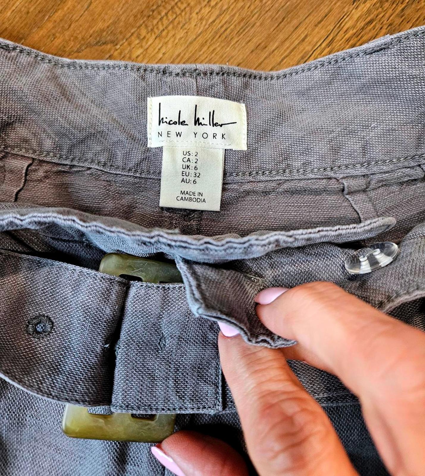 Nicole Miller NY Women's Gray Linen Belted Shorts - Size 2 1017