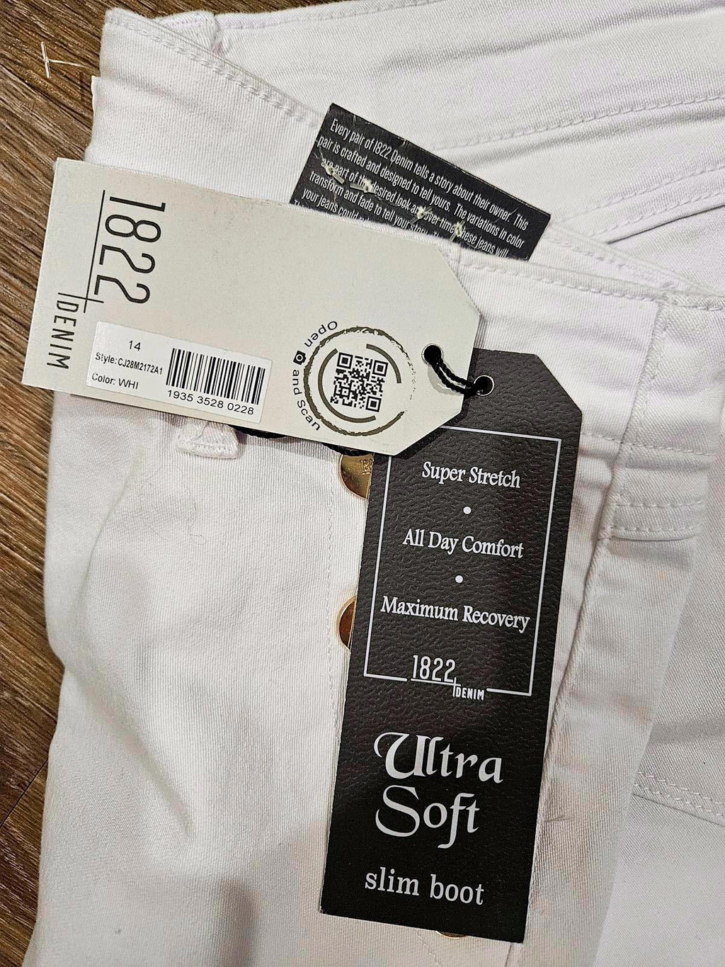 Nwt 1822 Denim Women's Ultra Soft Slim Boot Pants - White A5