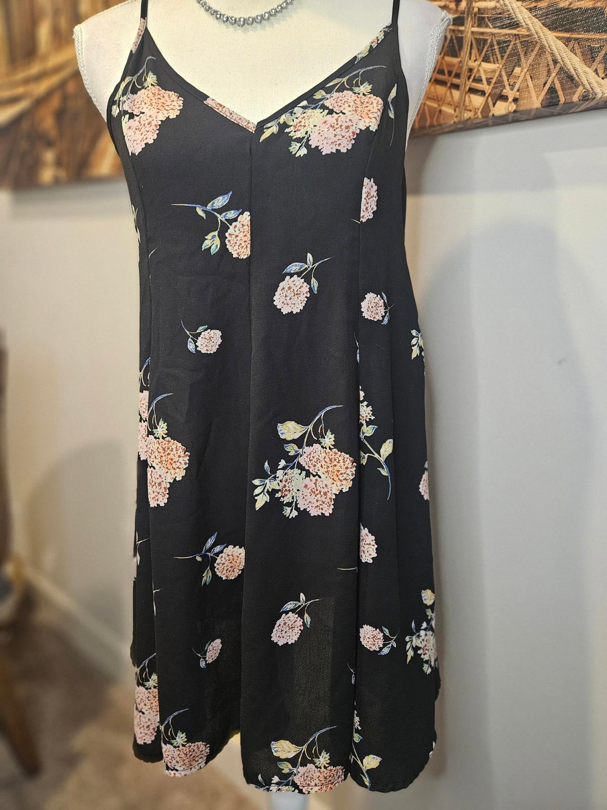 Lush Floral Black Slip Dress – Perfect for Summer #H61