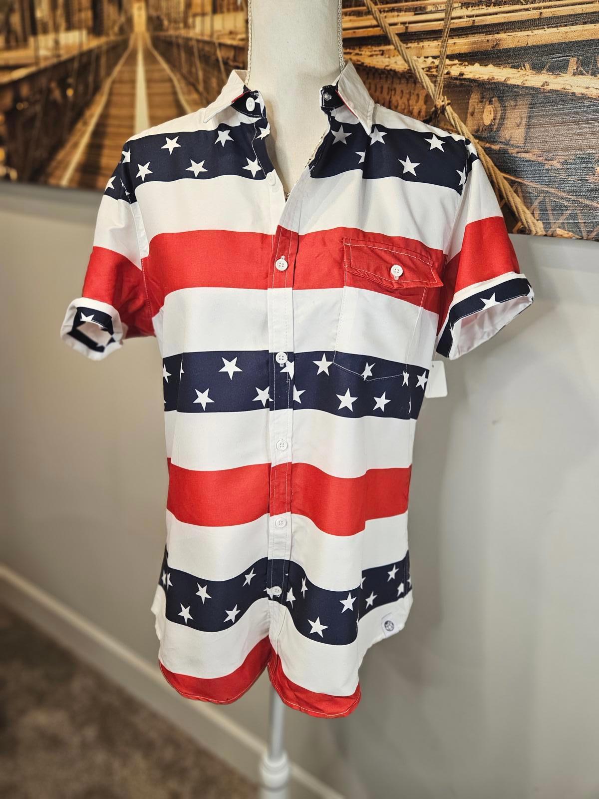 Men's Free Planet Star-Patterned Short Sleeve Shirt - Small 1082