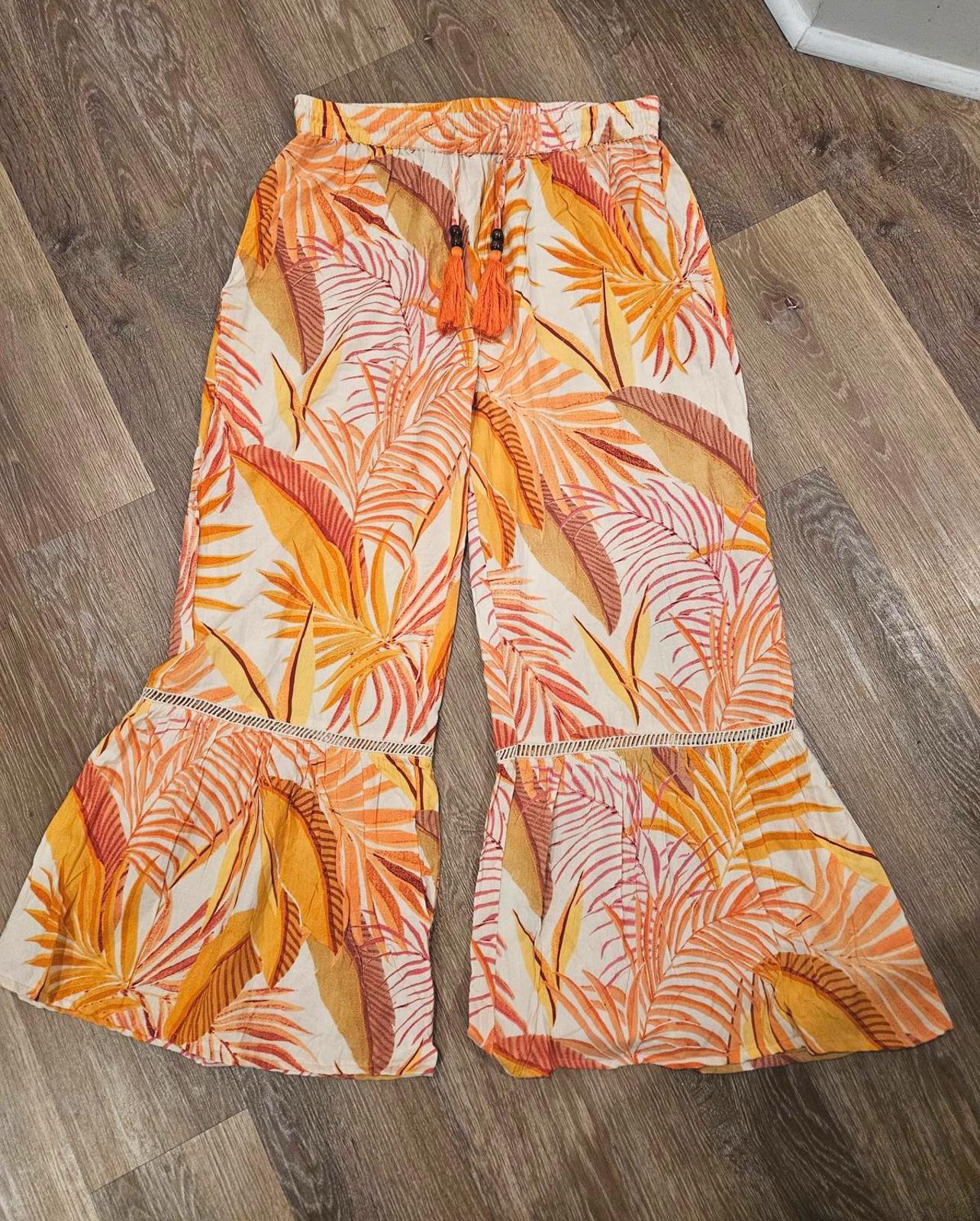 Nwot True Destinations Wide-Leg Palazzo Pants with Tropical Print 20