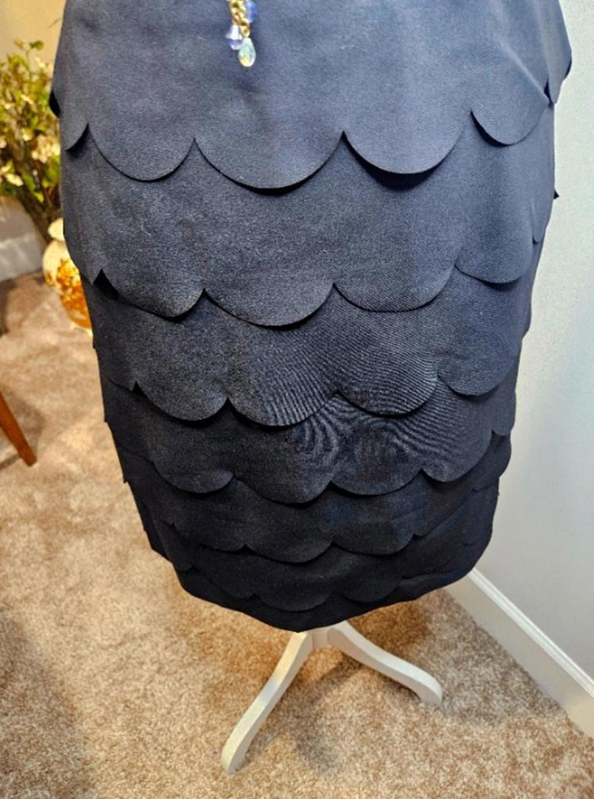 New Directions Black Scallop Hem Skirt