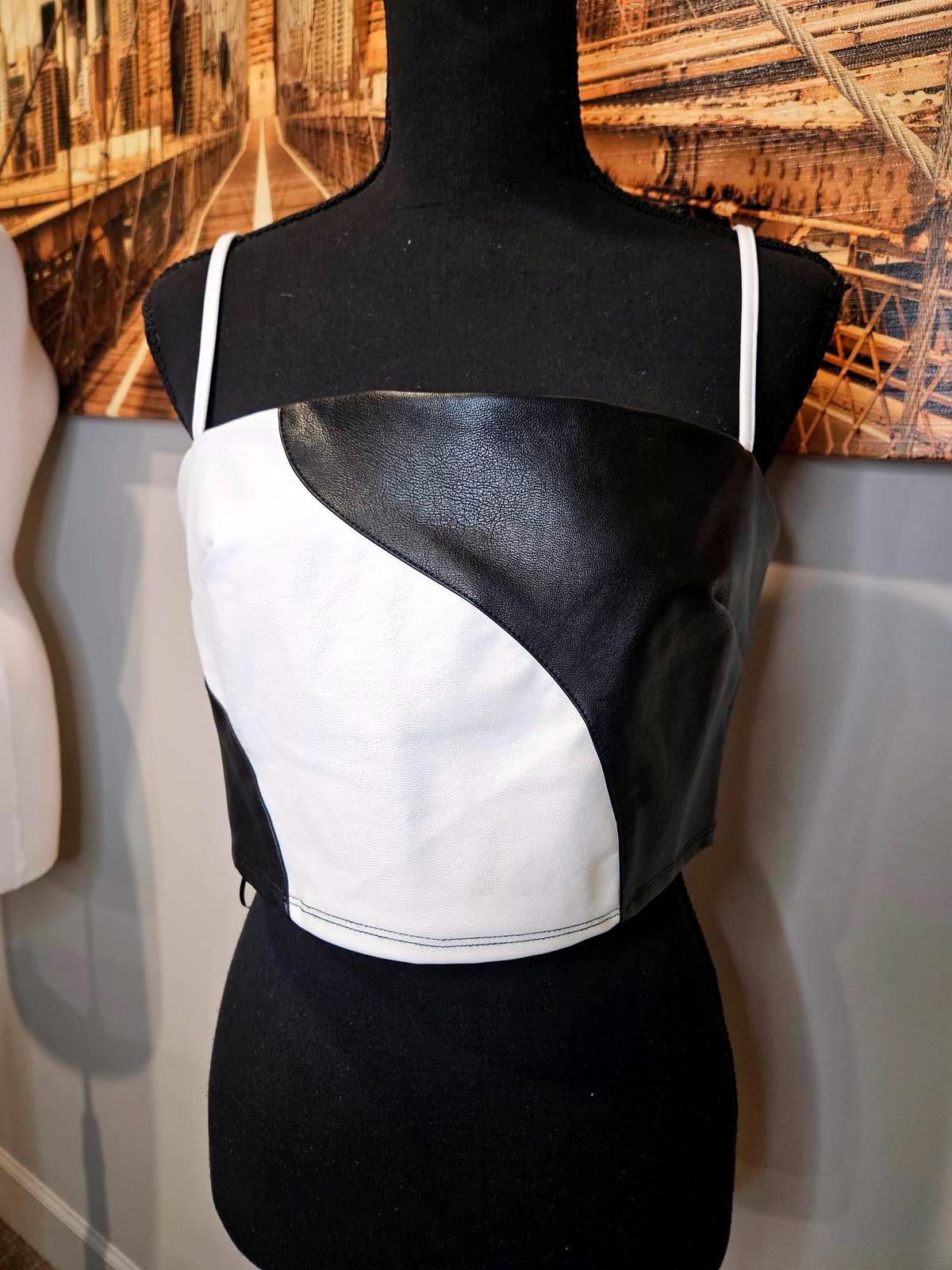 Molly Green Cropped Leather Color Block Top b69