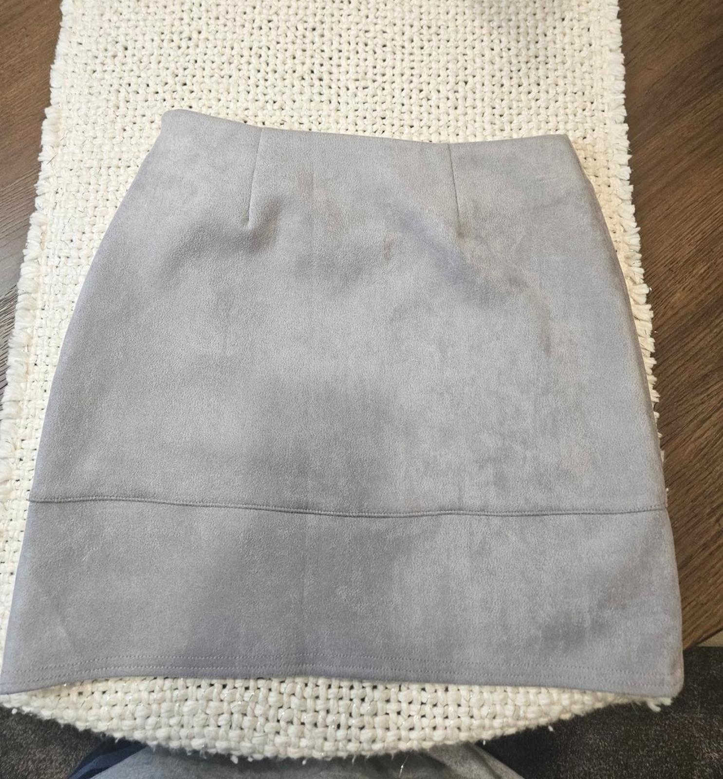 Nwot Harper Wren Gray Suede Mini Skirt  a18