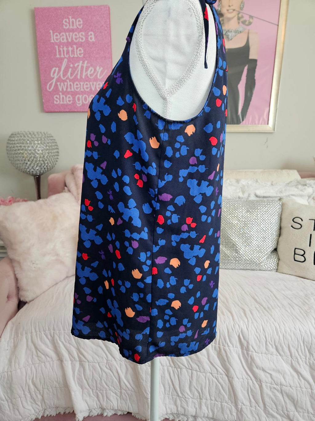 LOFT Navy Floral Print V-Neck Sleeveless Top - Size M #133