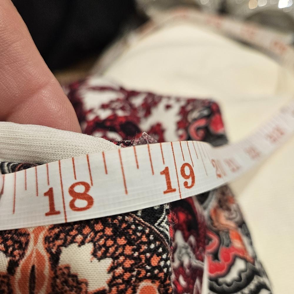 New York & Co Floral PrintDress with Crisscross Detail H92