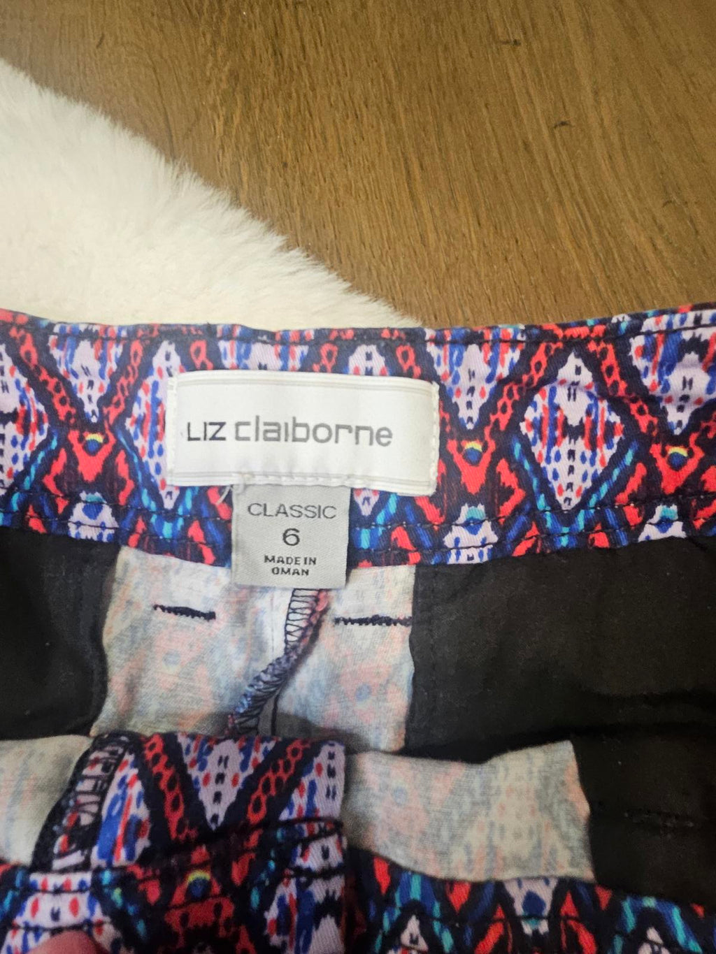 Liz Claiborne Vibrant Geometric Print Shorts #300