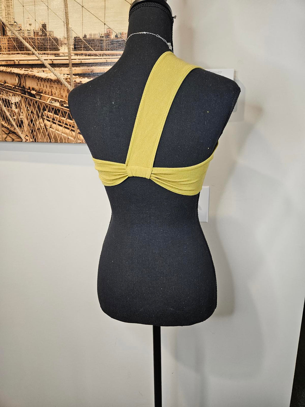 Nwot Urban Outfitters Out from Under Olive Green One-Shoulder Top 869