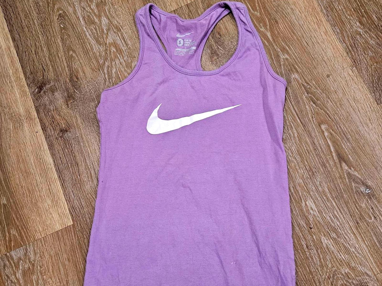 Nike Set Women's Purple Sleeveless Tank & Leggings Size Small