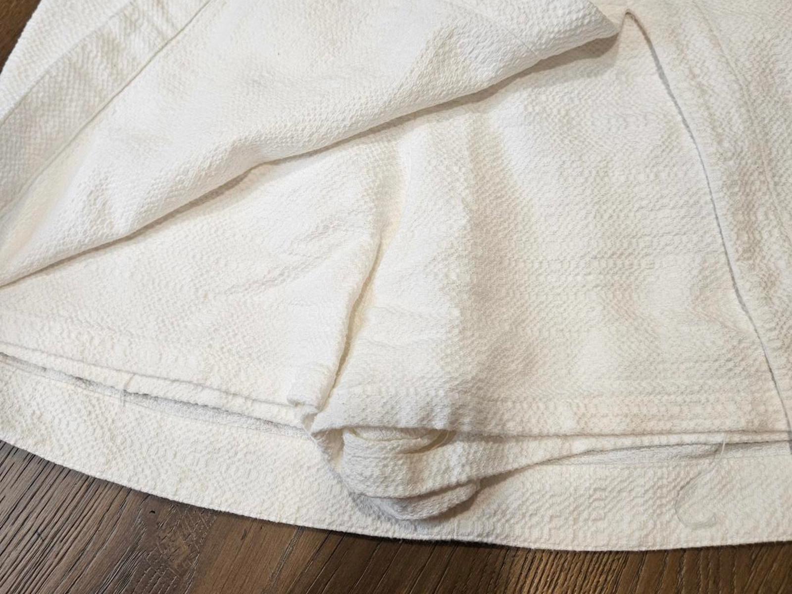 Nanette Lepore Women's Textured White Skort - Size 2 #226