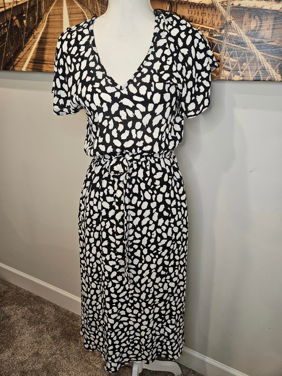 Nwot Sienna Sky Black and White Patterned Midi Dress #746